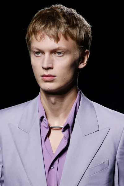 Look 53